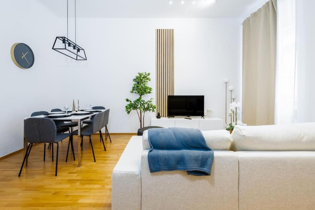 Orestaliving - Spacious 2Br On The Danube Canal Wien Ngoại thất bức ảnh